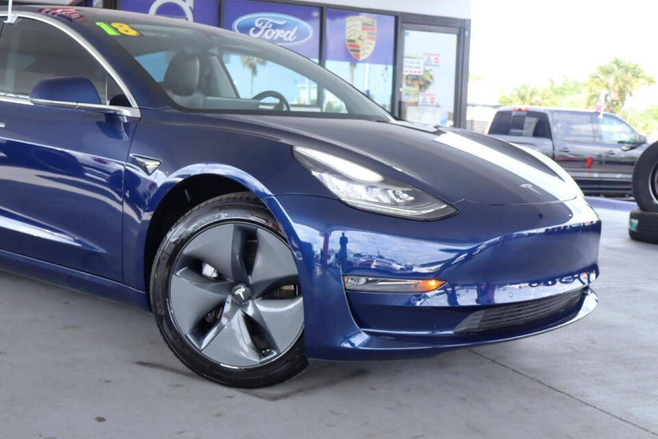 tesla model 3 2018 5YJ3E1EAXJF043429 image tesla model 3 2018 5YJ3E1EAXJF043429 image